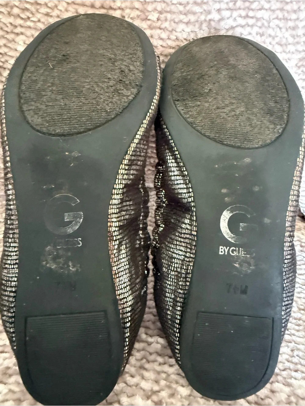 Guess Ballet Flats 7.5 Charcoal Gray Black Silver Cinched Sides And Toe Bow